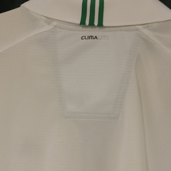 Golf Shirt / Casual Polo- Sports Fabric- BRAND NEW - Picture 3 of 3